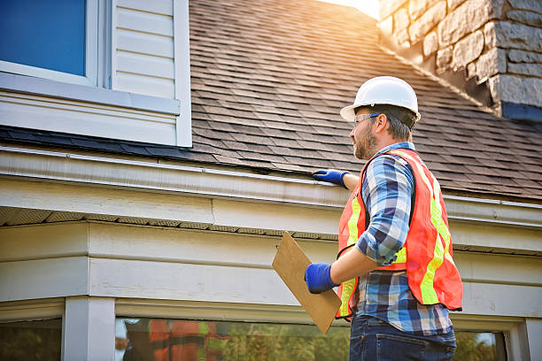 Licensed Storm Damage Roof Repair service in Glendale, MO - Roof Repair Smedway